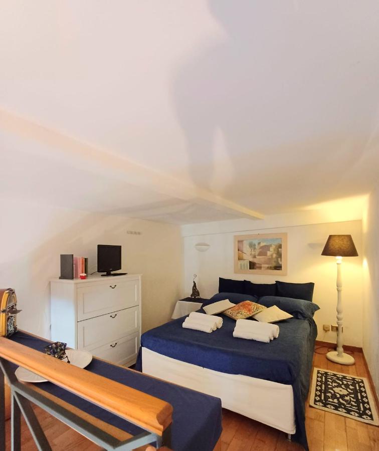 Lucariello Apartment Наполи Екстериор снимка