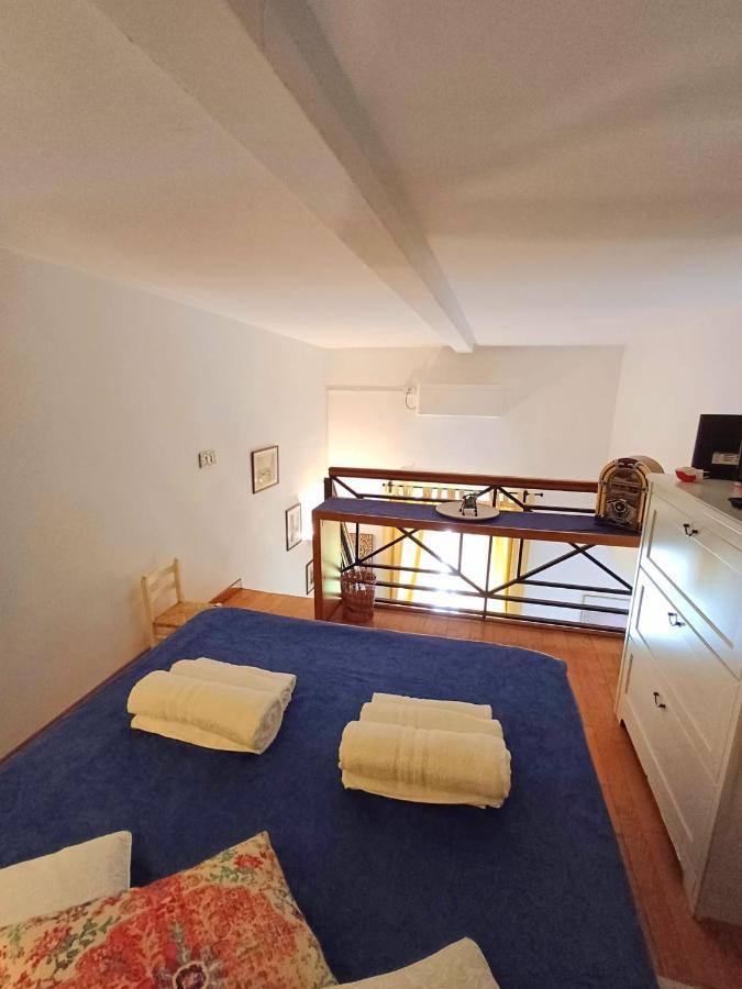 Lucariello Apartment Наполи Екстериор снимка